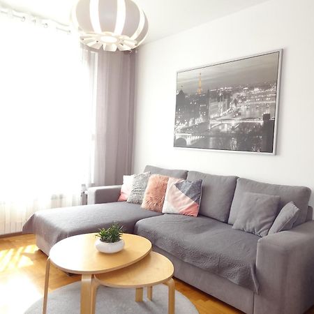 Well-Equipped Apartment With Free Parking Zagreb Extérieur photo