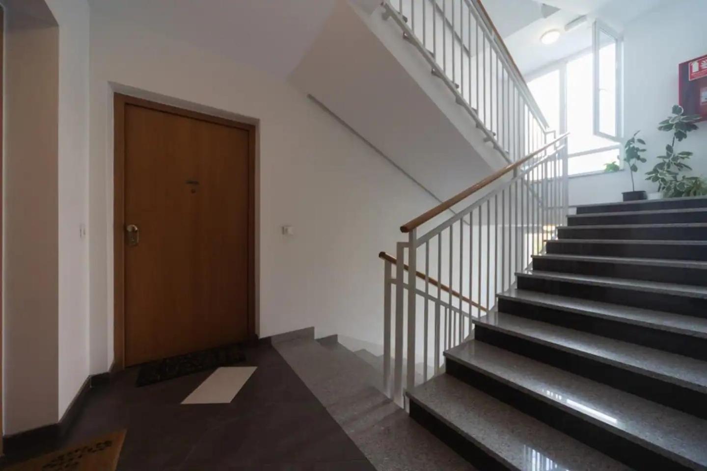 Well-Equipped Apartment With Free Parking Zagreb Extérieur photo